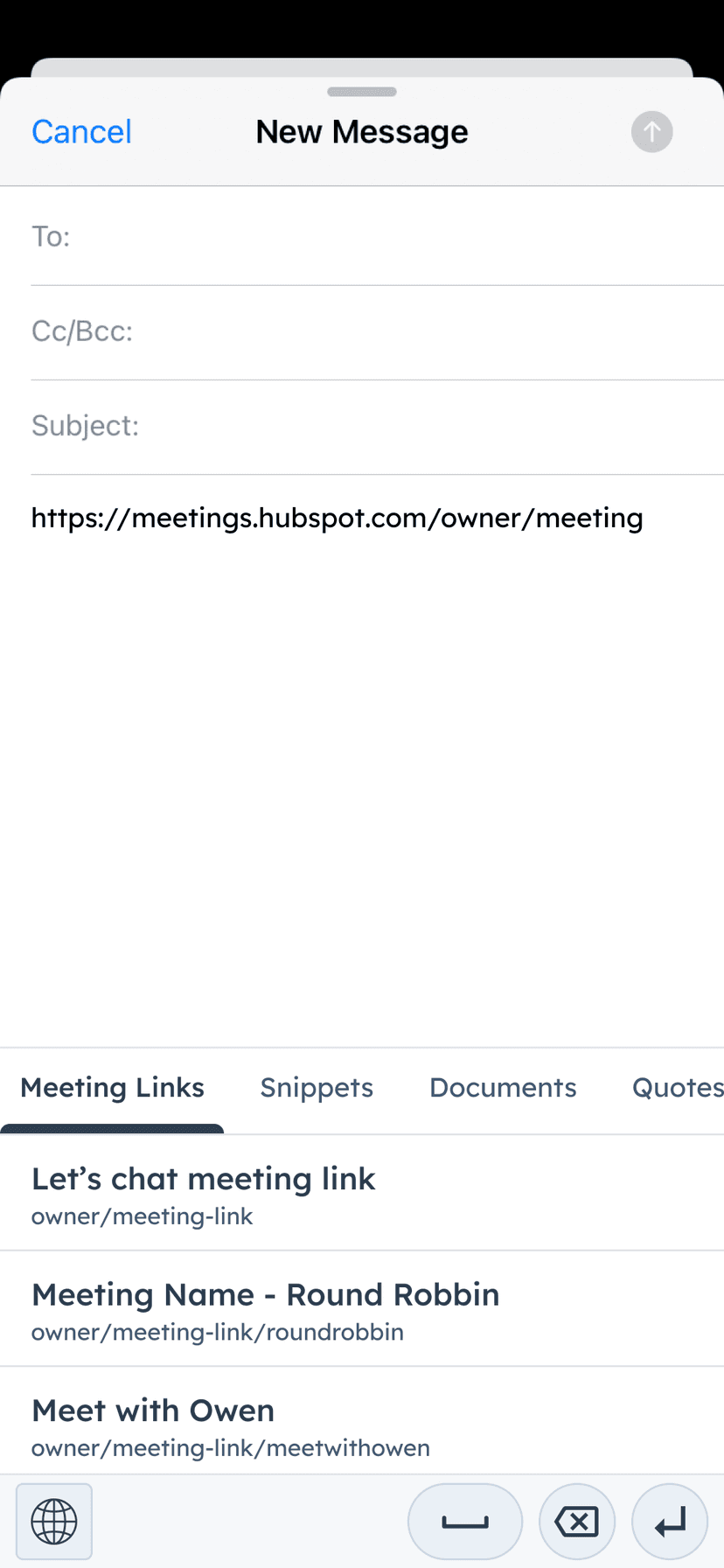 HubSpot Keyboard inside a message, showing Meeting Links, Snippets, Documents, and Quotes tabs